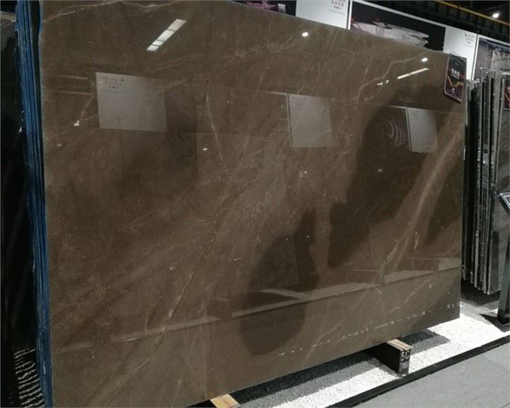 Gris Pulpis Brown Marble Slabs
